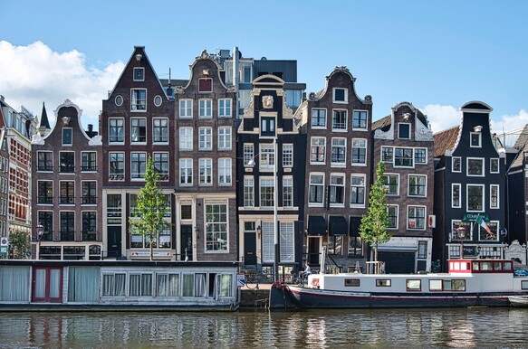 Buildings-6778915-1920